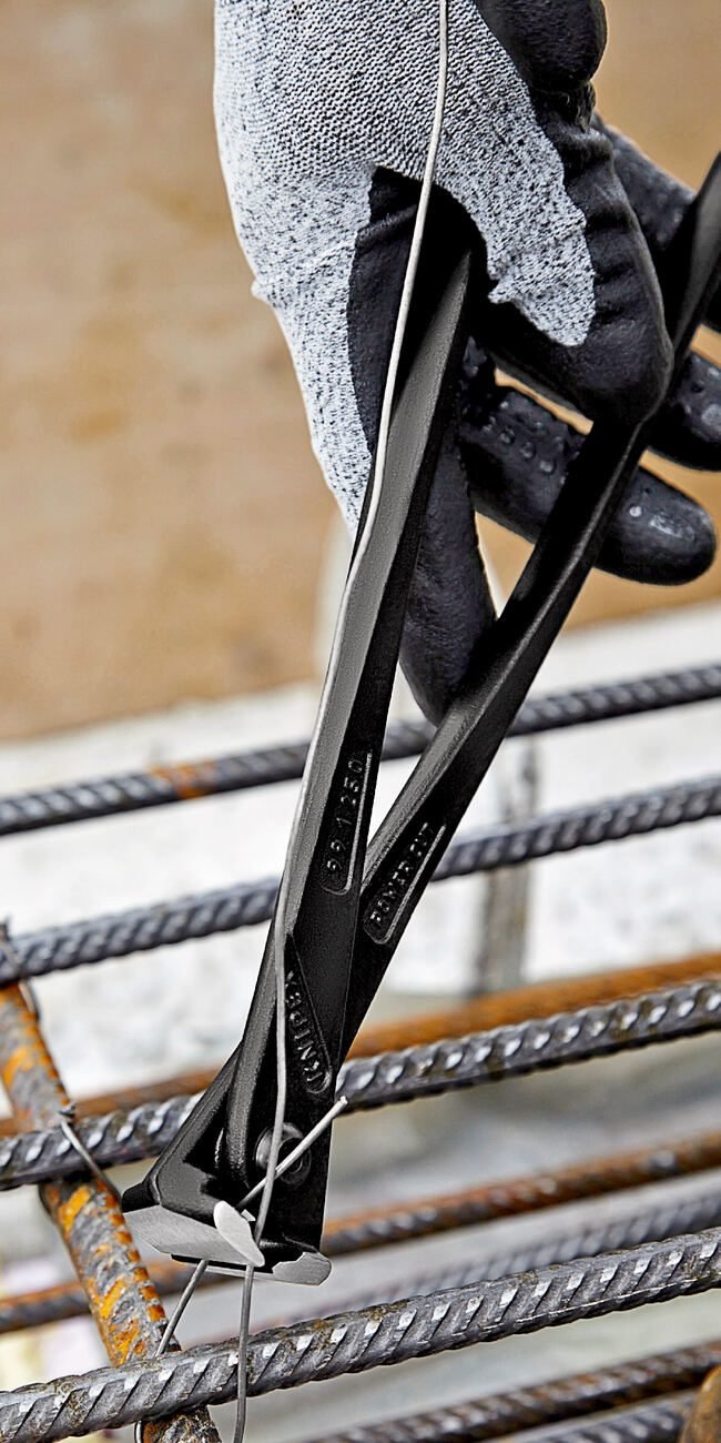 КНП Армирачка клешта брунирана 300mm KNIPEX - SBDMK WEBSHOP